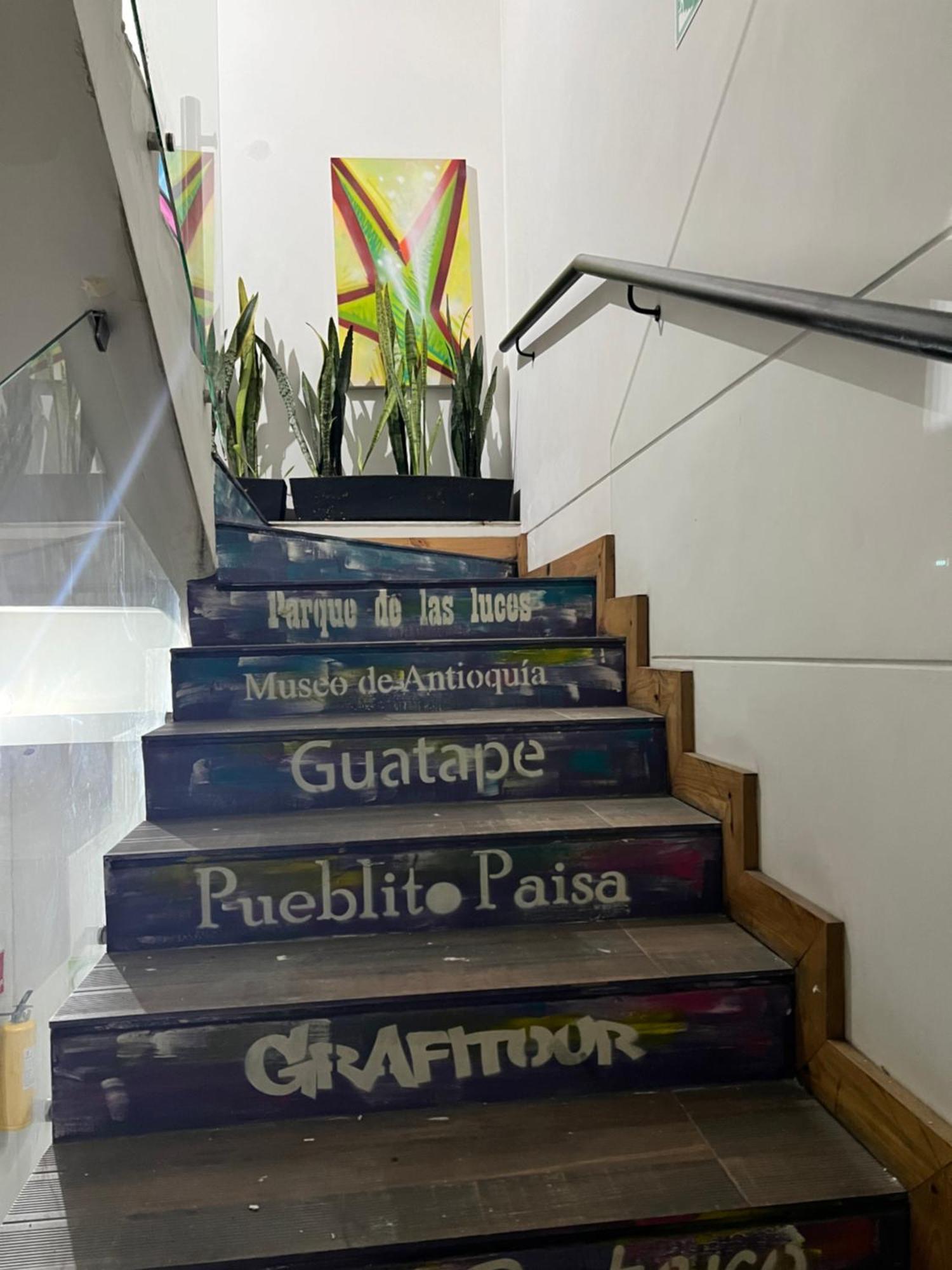 Hotel Medellin Arte Екстер'єр фото